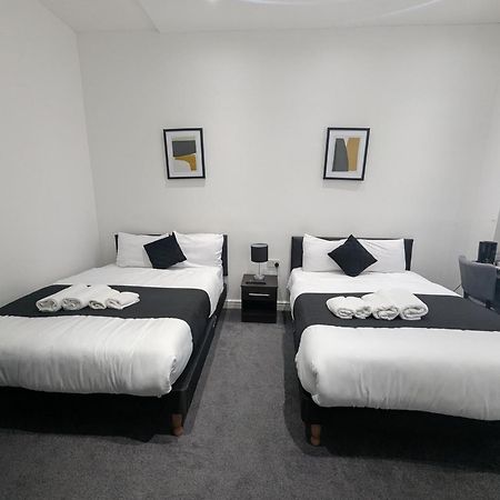 Oyo Firs Lodge London Heathrow Χάνσλοου Εξωτερικό φωτογραφία